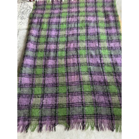 Vintage mohair blend throw blanket purple green 50x70”plaid moffat handloom - Picture 4 of 16